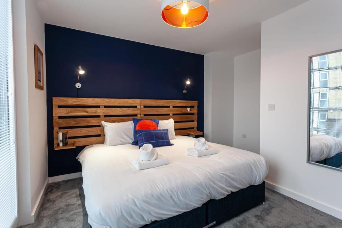 Stunning 2 Bed Flat 5Min To Old Trafford Stadium Manchester Esterno foto